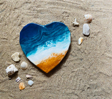 Load image into Gallery viewer, Resin Heart
